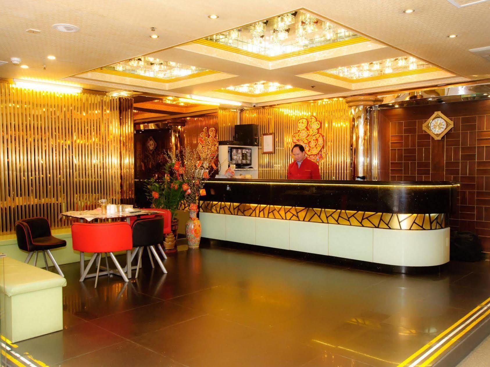 Holiday Hotel Macau Exterior photo